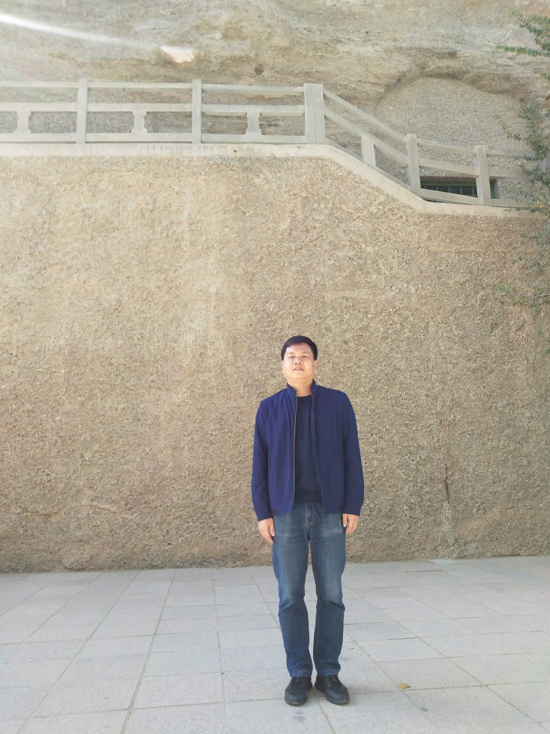 闫存庭